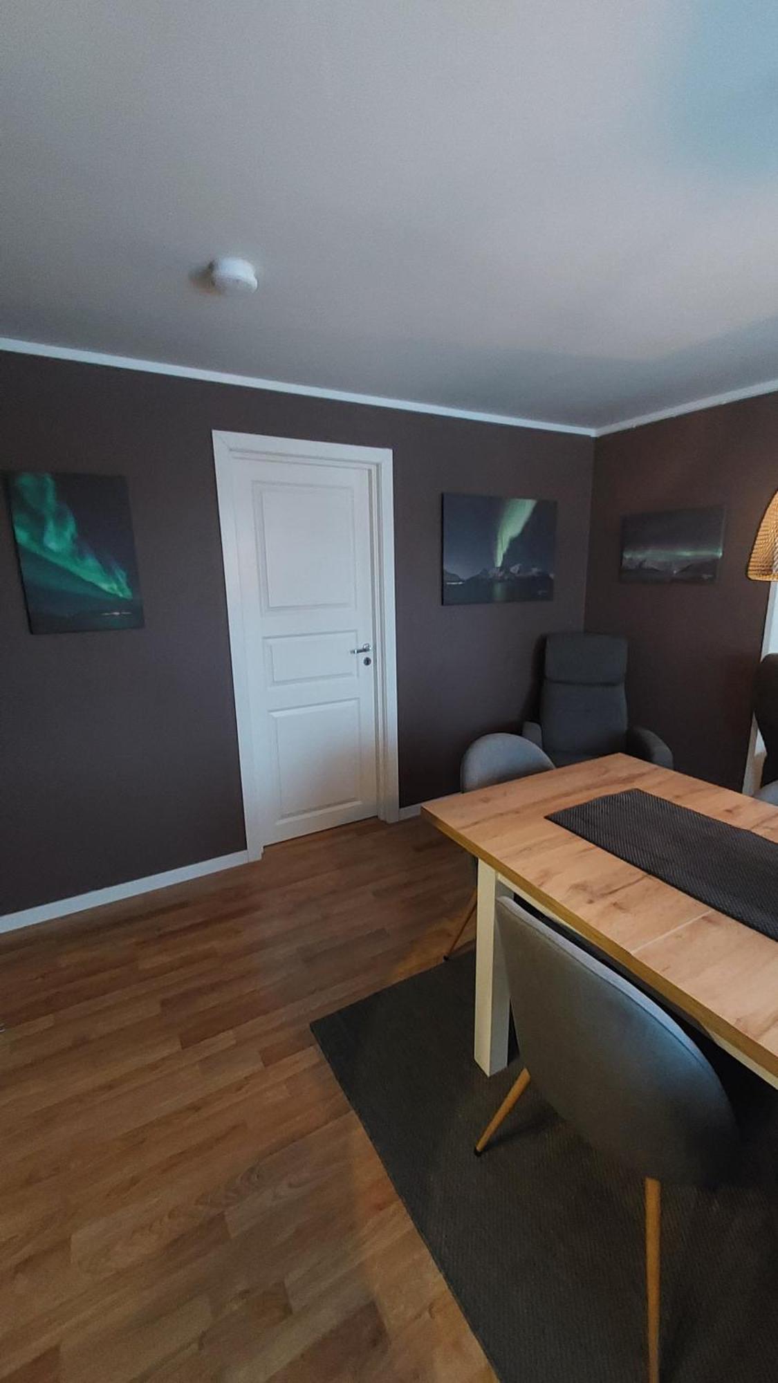 Lyngen Apartments Lyngseidet Экстерьер фото