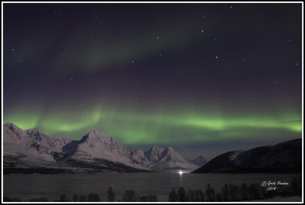 Lyngen Apartments Lyngseidet Экстерьер фото